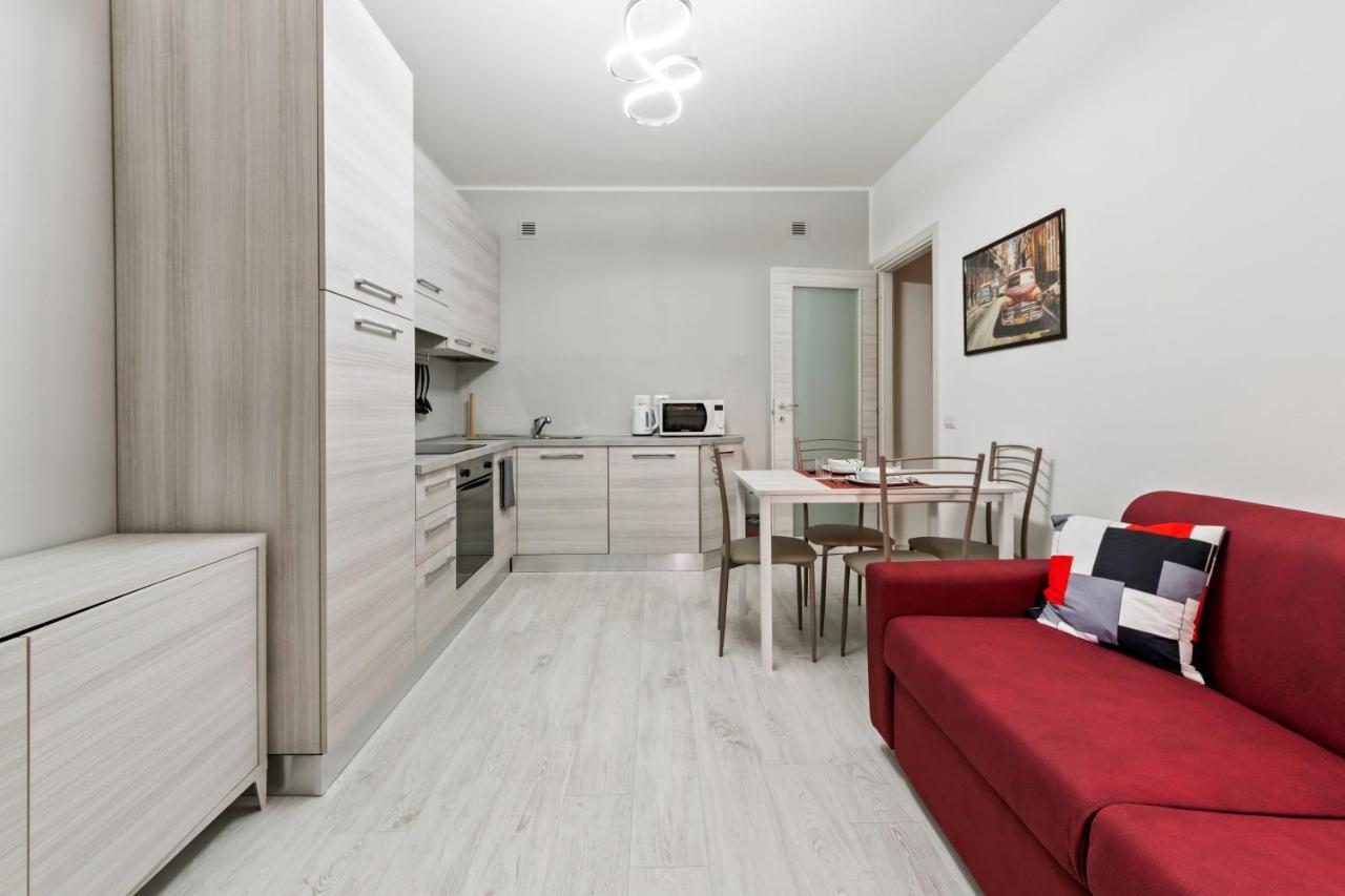 Best Way Rent - Apartments Near Tre Torri District Мілан Екстер'єр фото