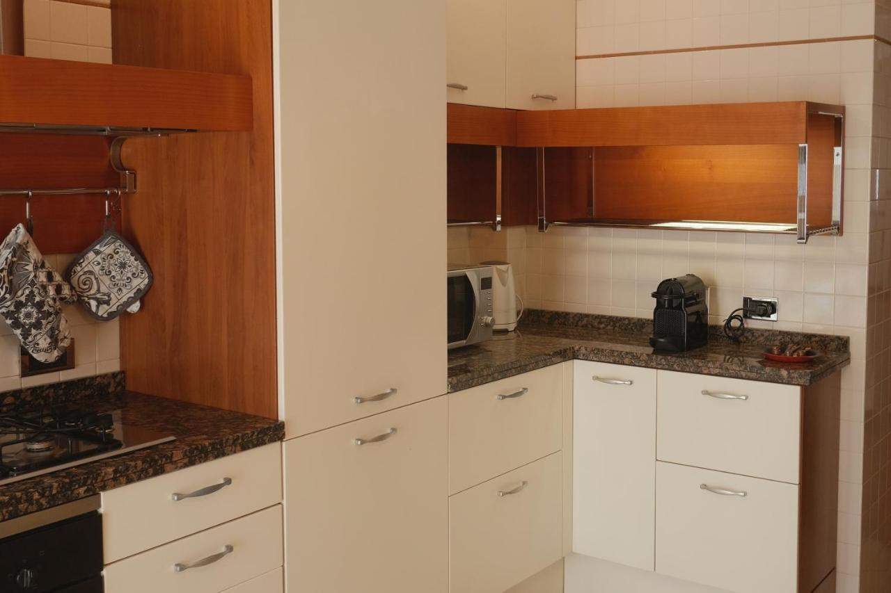 Best Way Rent - Apartments Near Tre Torri District Мілан Екстер'єр фото