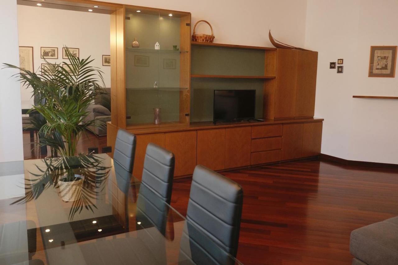 Best Way Rent - Apartments Near Tre Torri District Мілан Екстер'єр фото